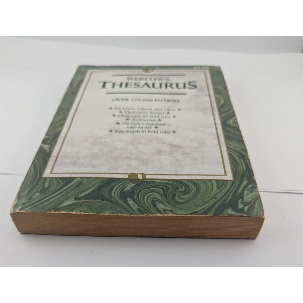 Webster's Thesaurus - Dictionary format of synonyms and antonyms Landoll  1993